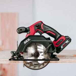 Sierra Circular inalámbrica SKIL PWRCore sin carbones 12V 5-1/2"