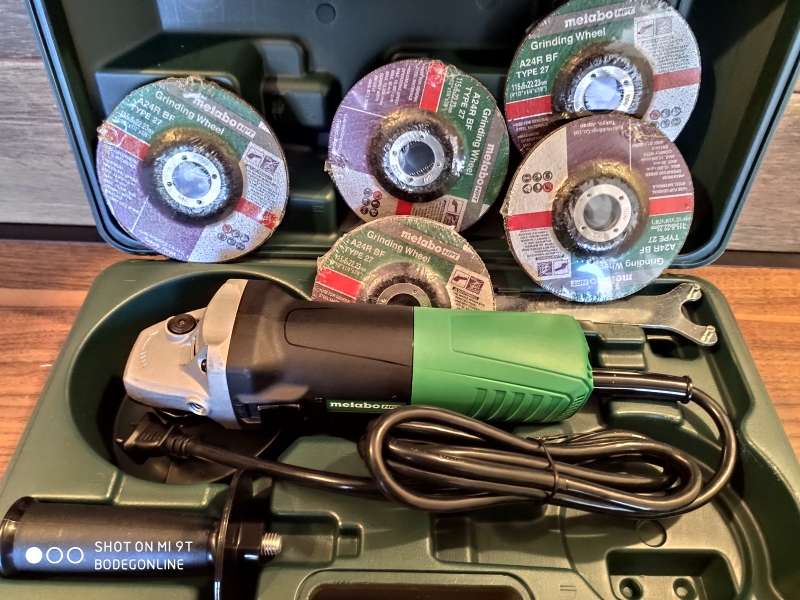 Esmeriladora / Amoladora 4 1/2 Hitachi-Metabo 6.2A / Estuche / 5 discos - Image 7